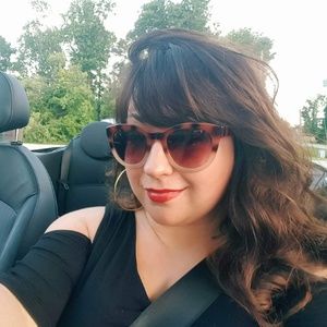 Meet your Posher, Alison